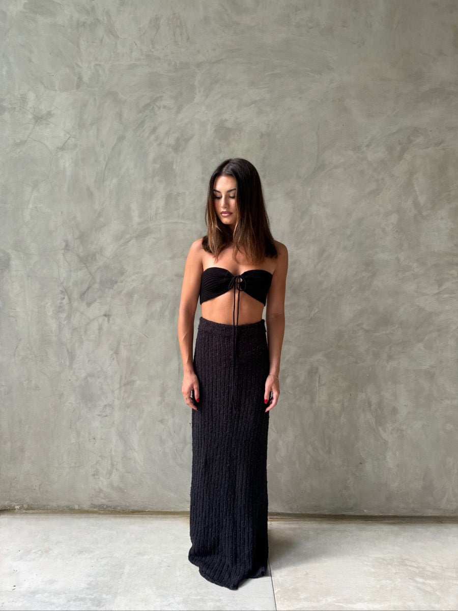 Ivy Knit Crop - Versatile Ivy Crop Top in Onyx Knit Fabric