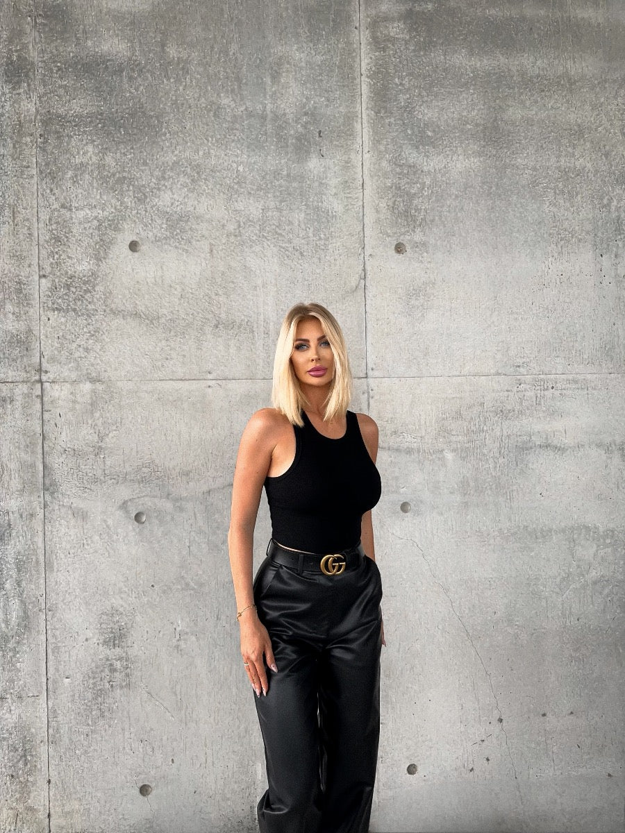 Maia the label Luxe basics 