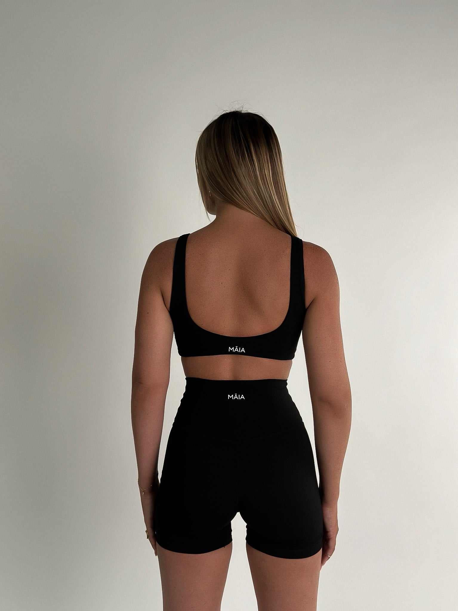 Mira Essential Shorts High-Rise Cycling Shorts Onyx Colour